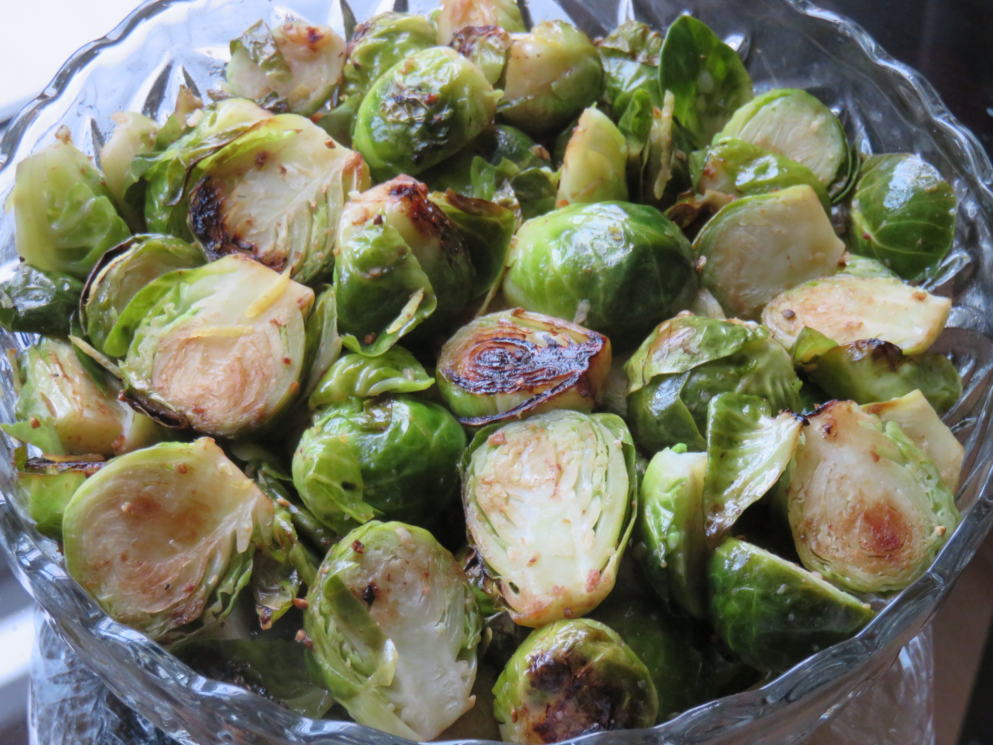 Eating Healthy Recipe ~ Garlic Lemon Brussels Sprouts