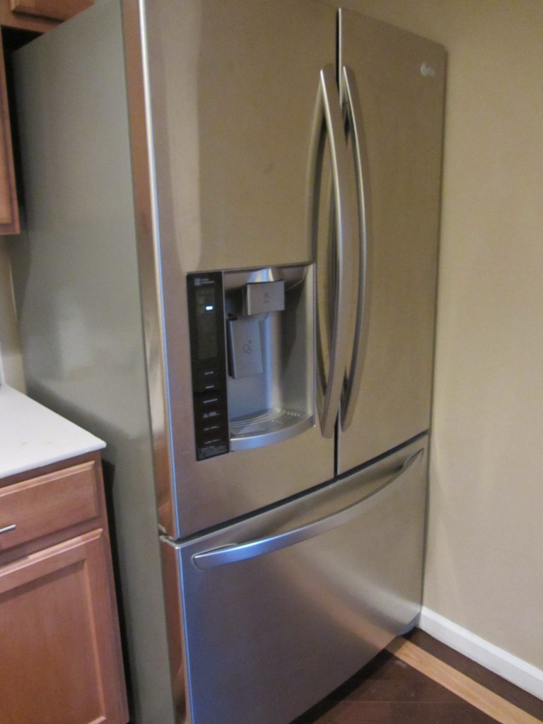 Kitchen refrigerator