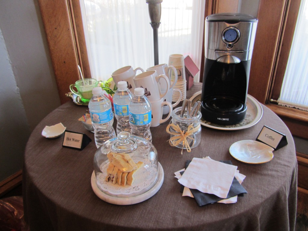 Nestle Inn - main foyer beverage station