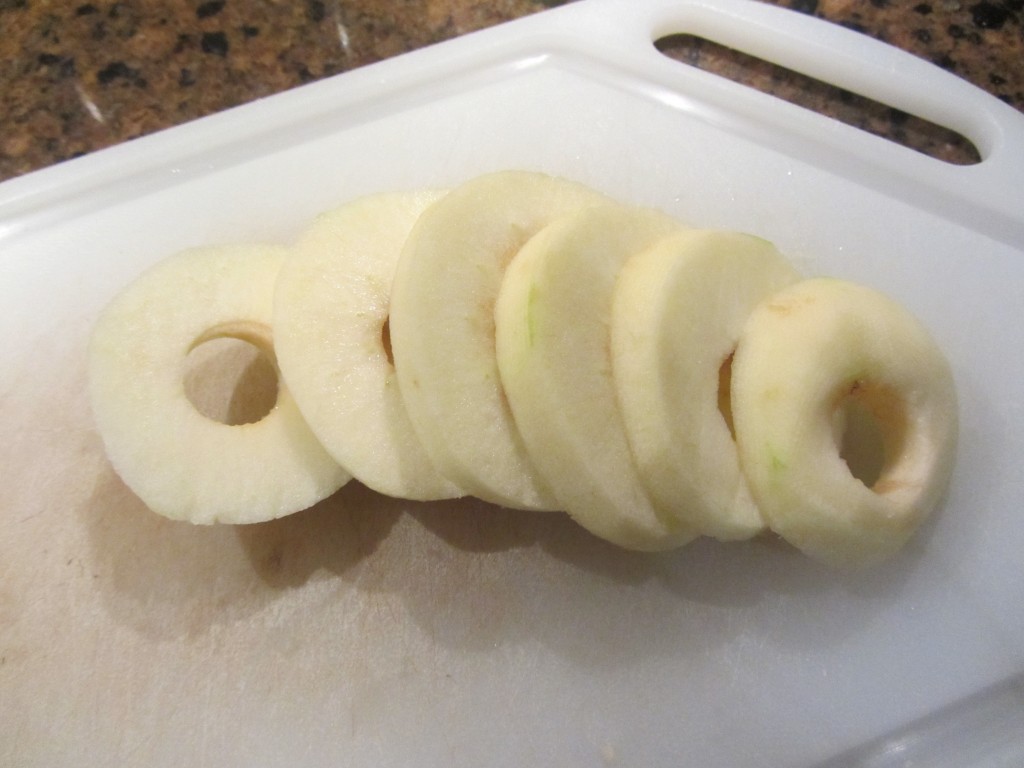 Sweet apple fritter recipe - sliced apples