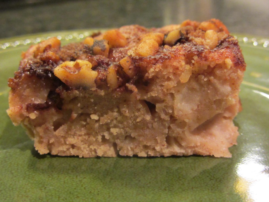 Apple pie coffeecake - slice