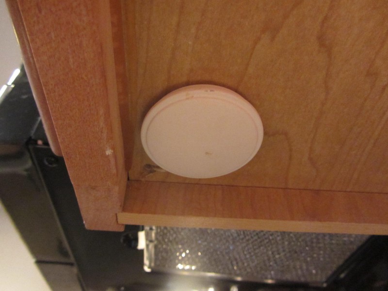 Kitchen remodel - undercabinet light switch