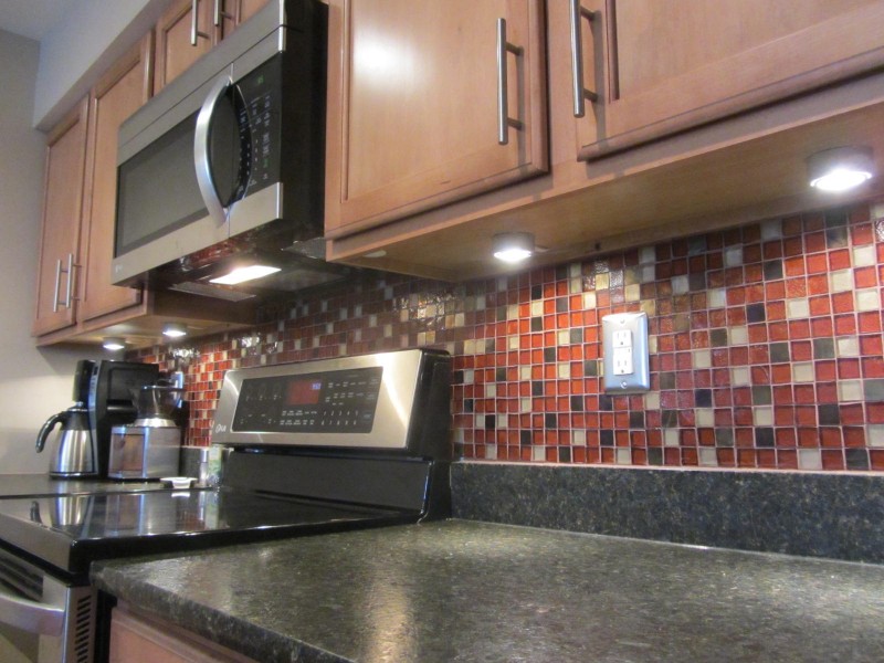 Kitchen remodel - undercabinet lights