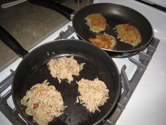 Hanukkah Latkes: Potato Pancakes Recipe | Future Expat