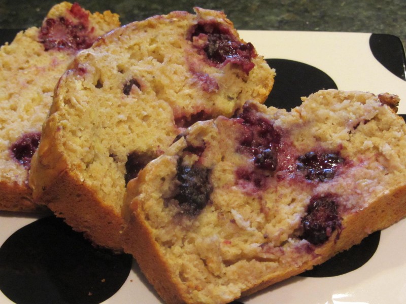 Oatmeal Blueberry Banana Bread | Future ExpatOatmeal Blueberry Banana Bread | Future Expat